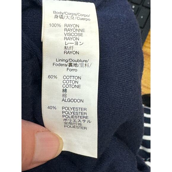 Gap Women’s Skirt Skort Navy Striped Rayon Size‎ Medium - Picture 7 of 8